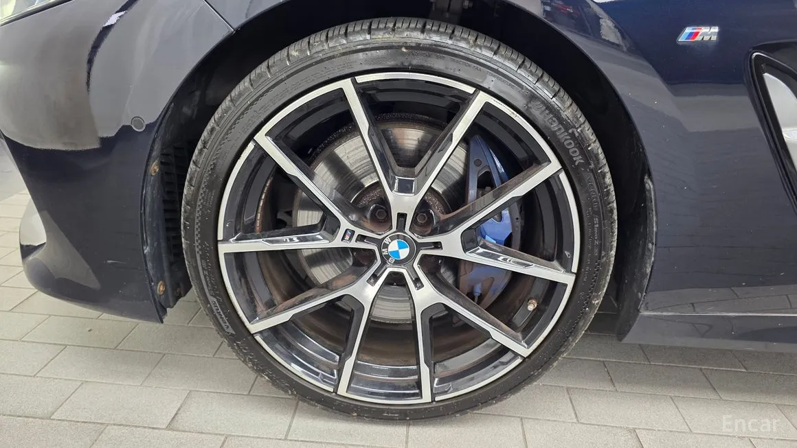 BMW 8-Series