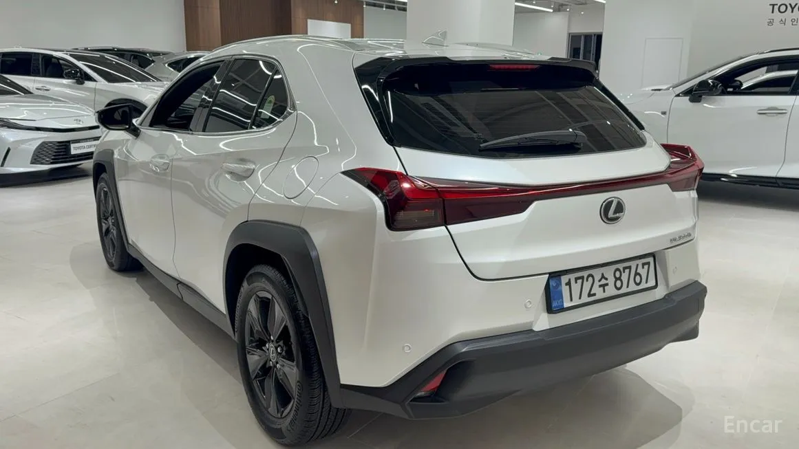 Lexus UX