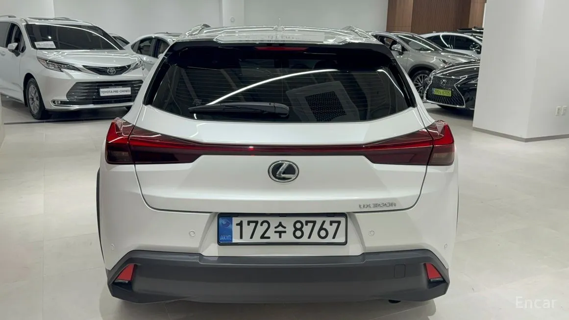 Lexus UX