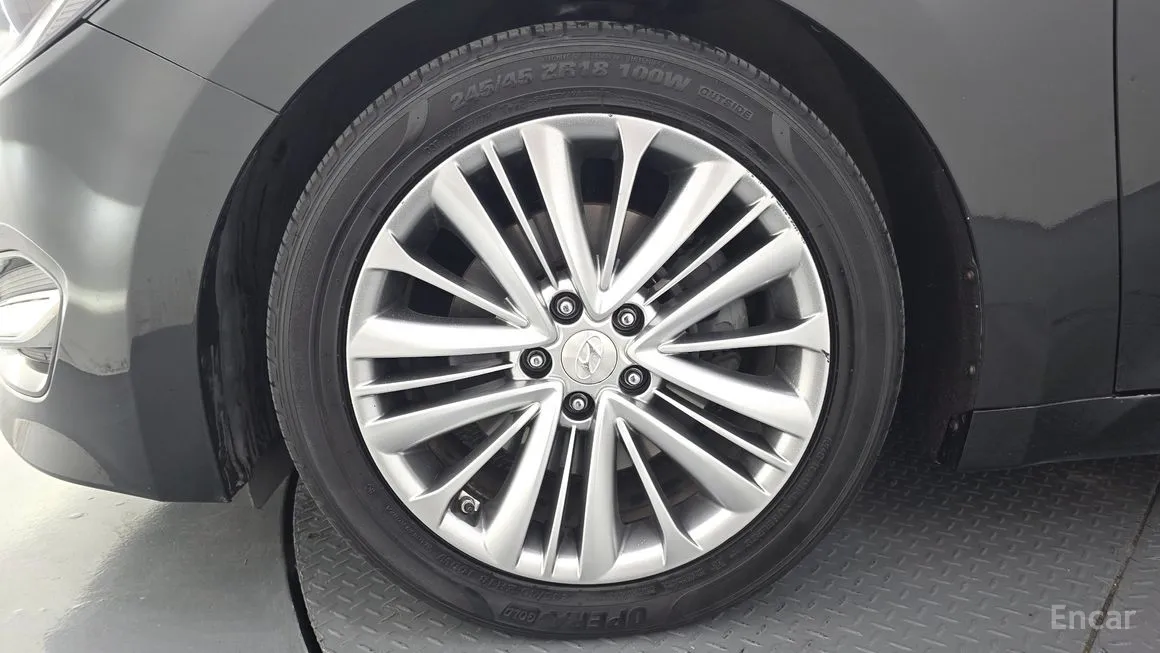Hyundai Aslan