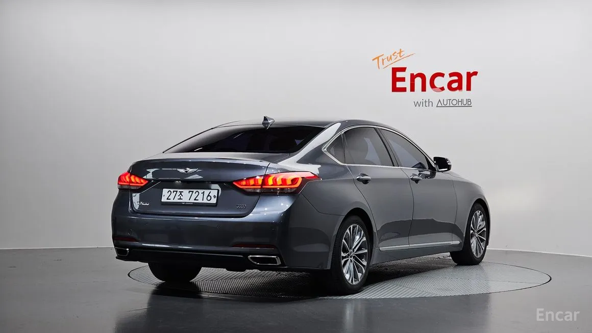 Hyundai Genesis
