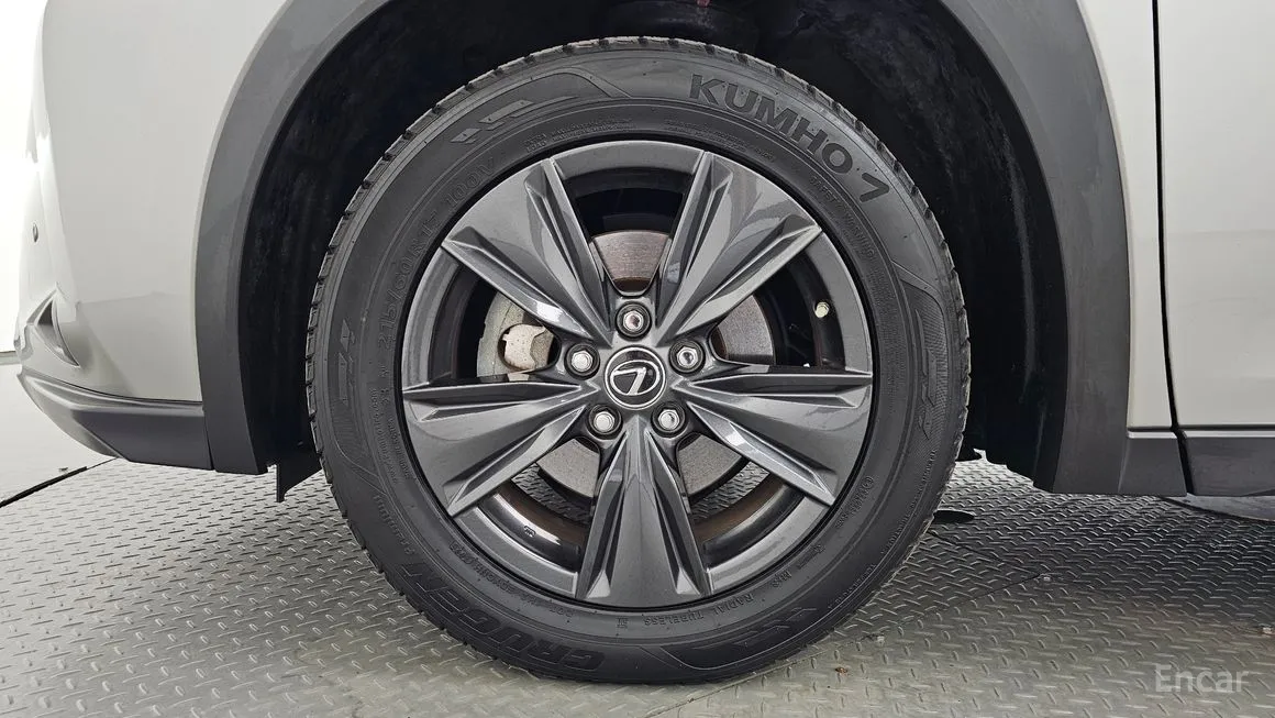 Lexus UX