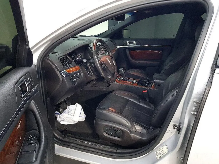 Lincoln MKS