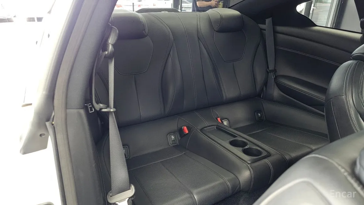 Infiniti Q60