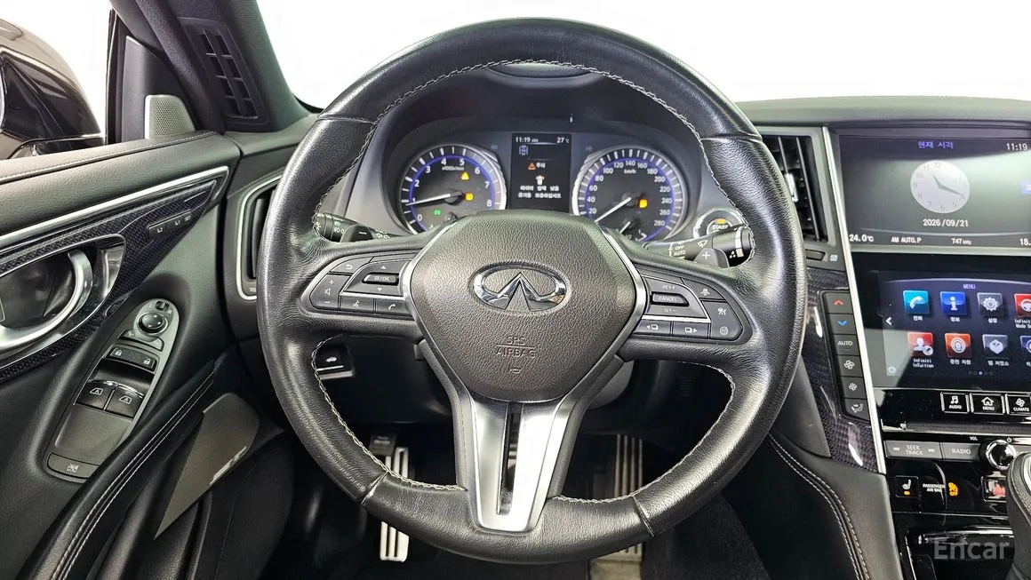 Infiniti Q60