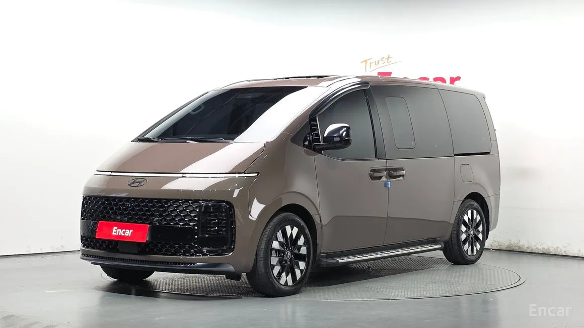 Hyundai Staria