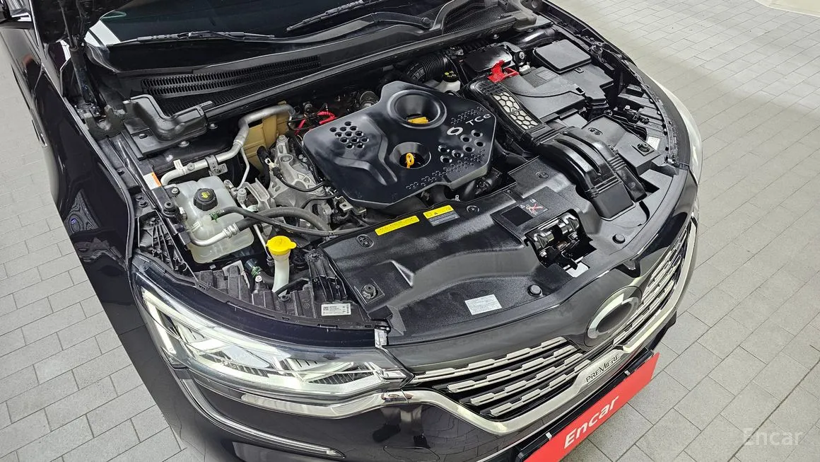 Renault SM6