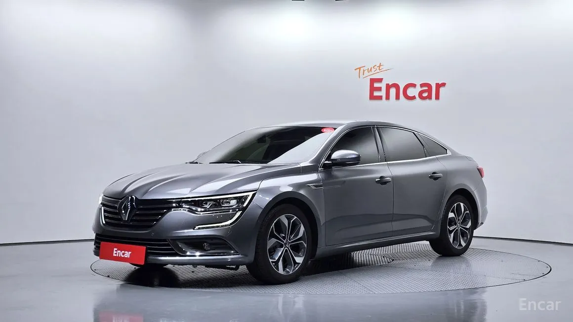 Renault SM6