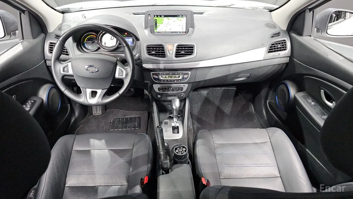 Renault SM3