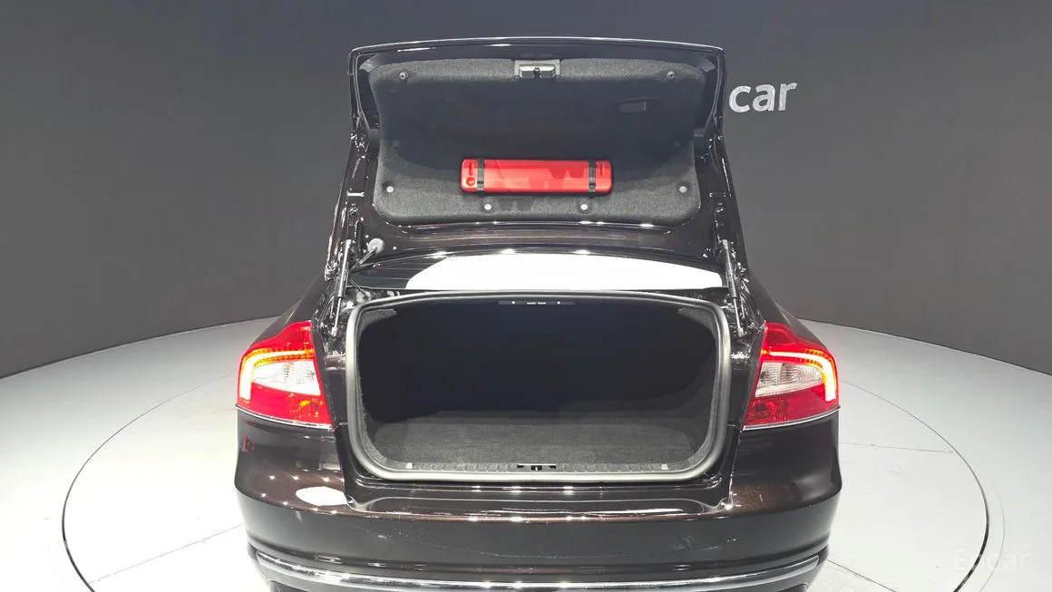 Volvo S80