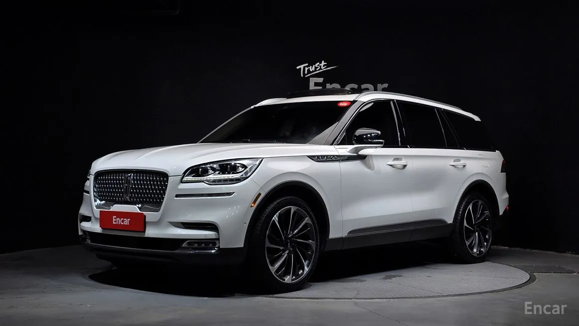 Lincoln Aviator