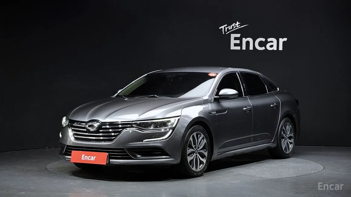 Renault SM6