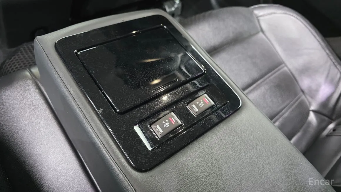 Renault SM6