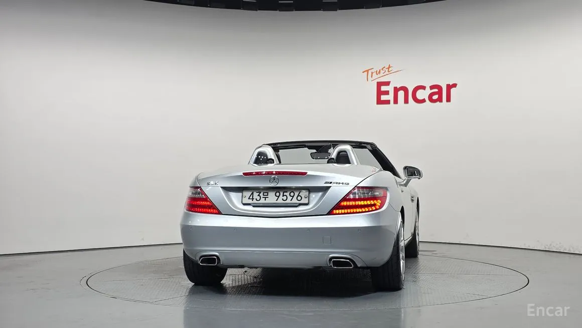Mercedes-Benz SLK-Class