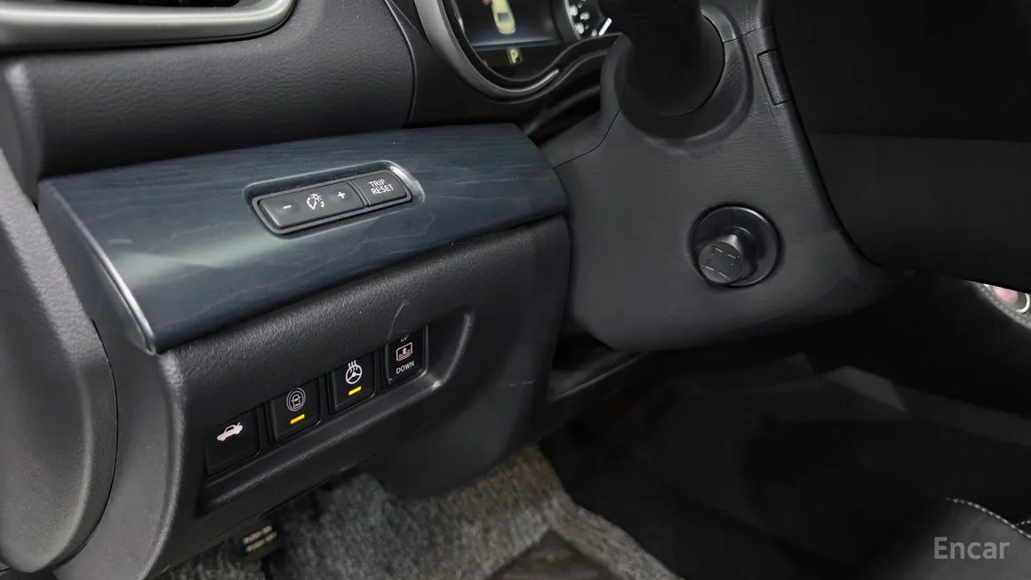Nissan Maxima