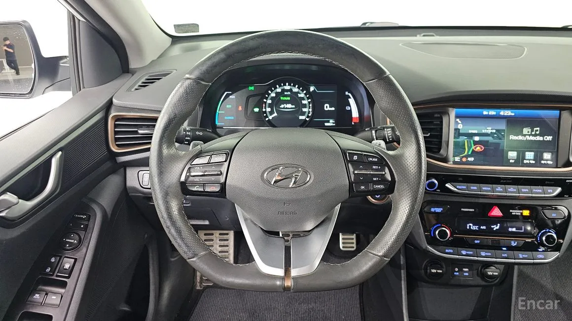 Hyundai Ioniq