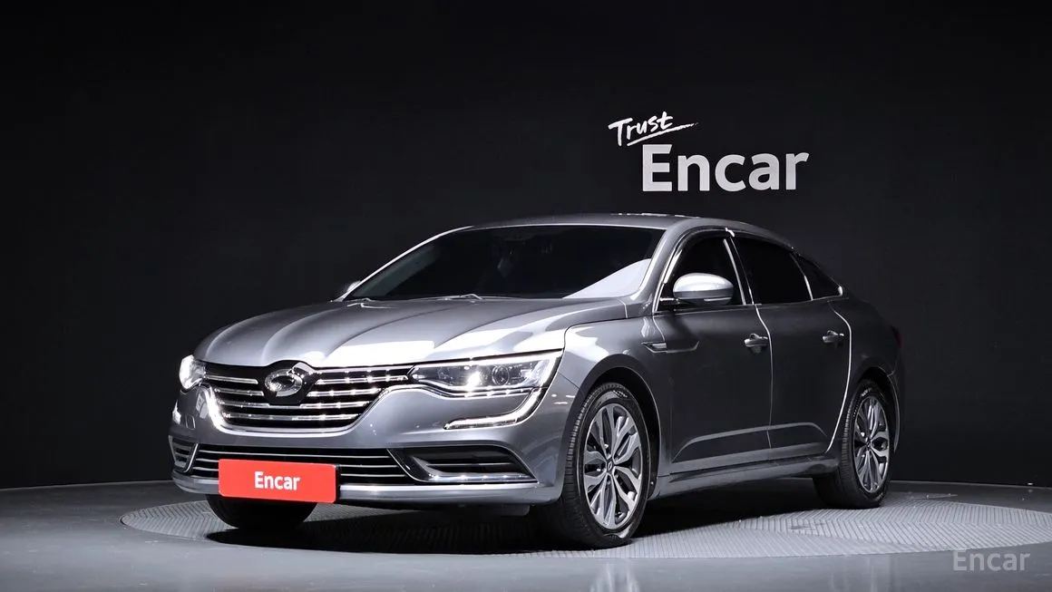 Renault SM6