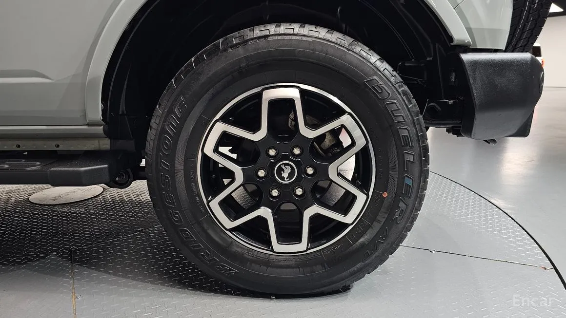 Ford Bronco