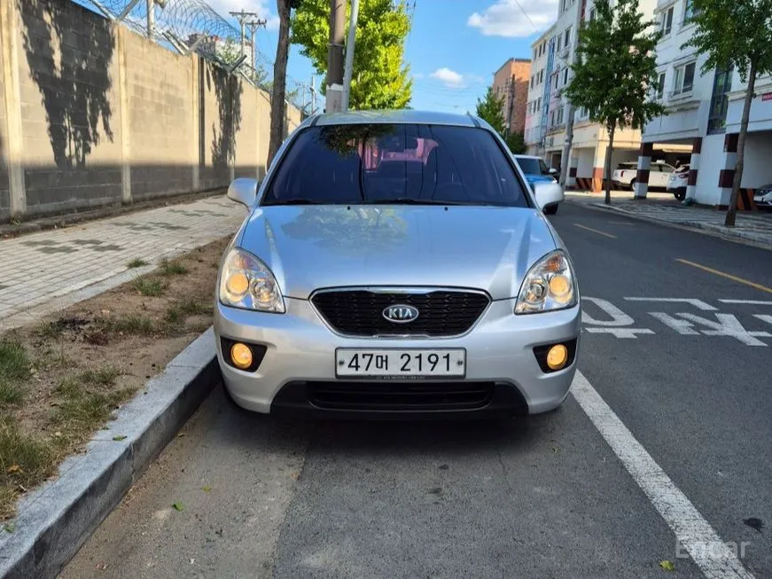 Kia Carens