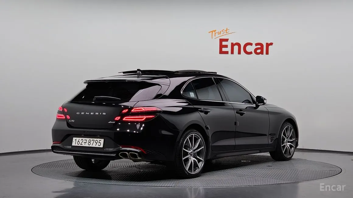 Genesis G70