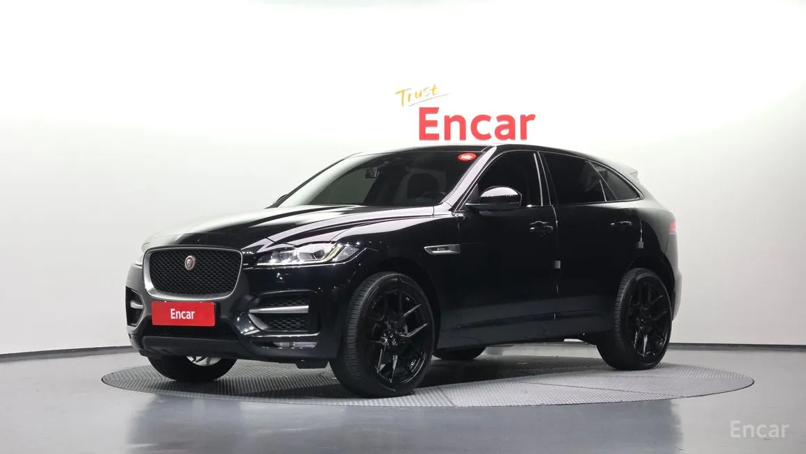 Jaguar F-PACE