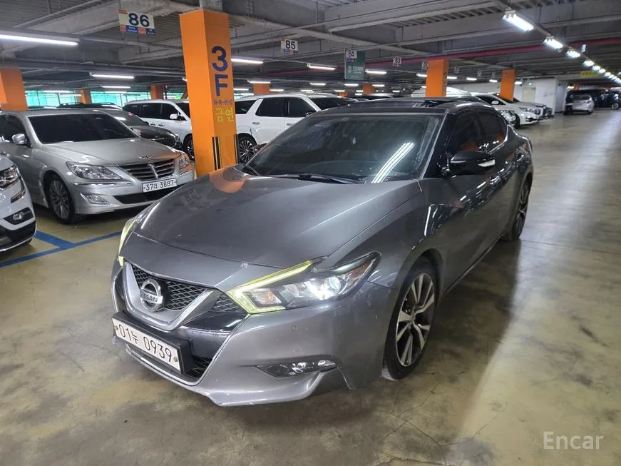 Nissan Maxima