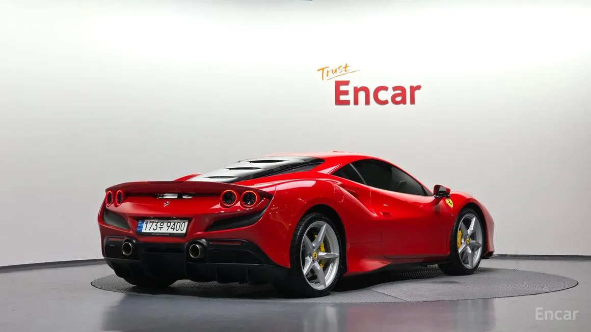 Ferrari F8