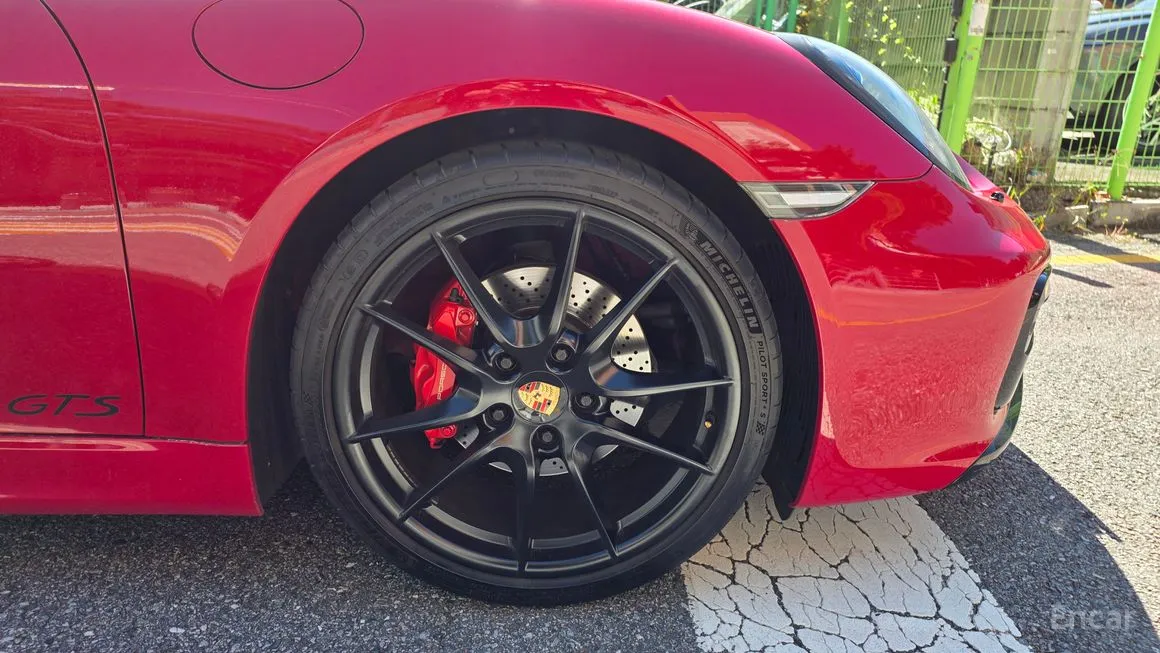 Porsche Cayman