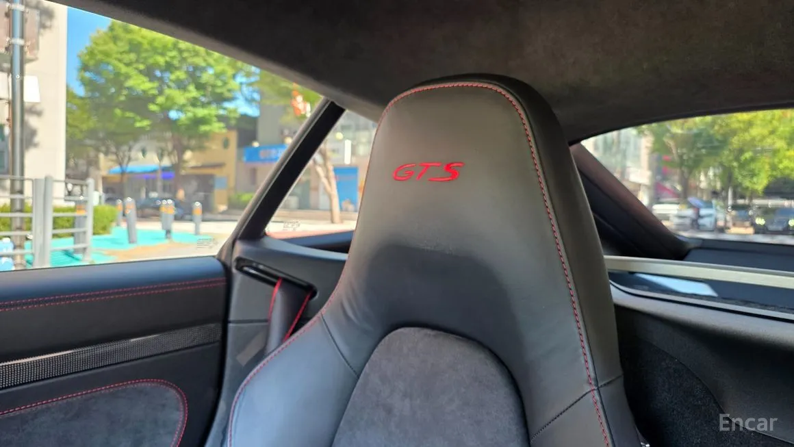 Porsche Cayman