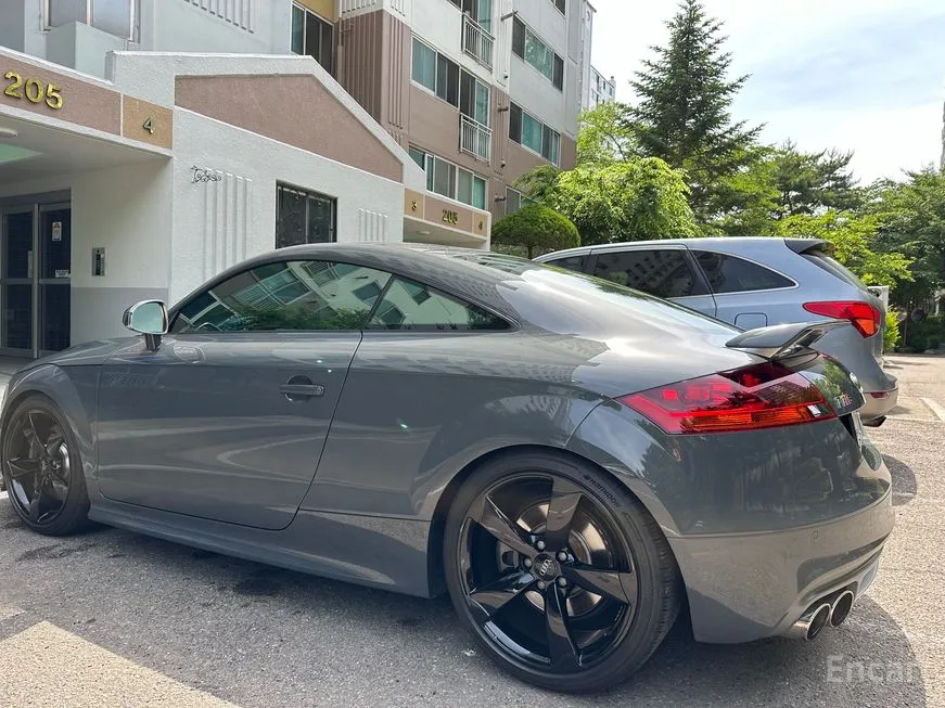 Audi TTS