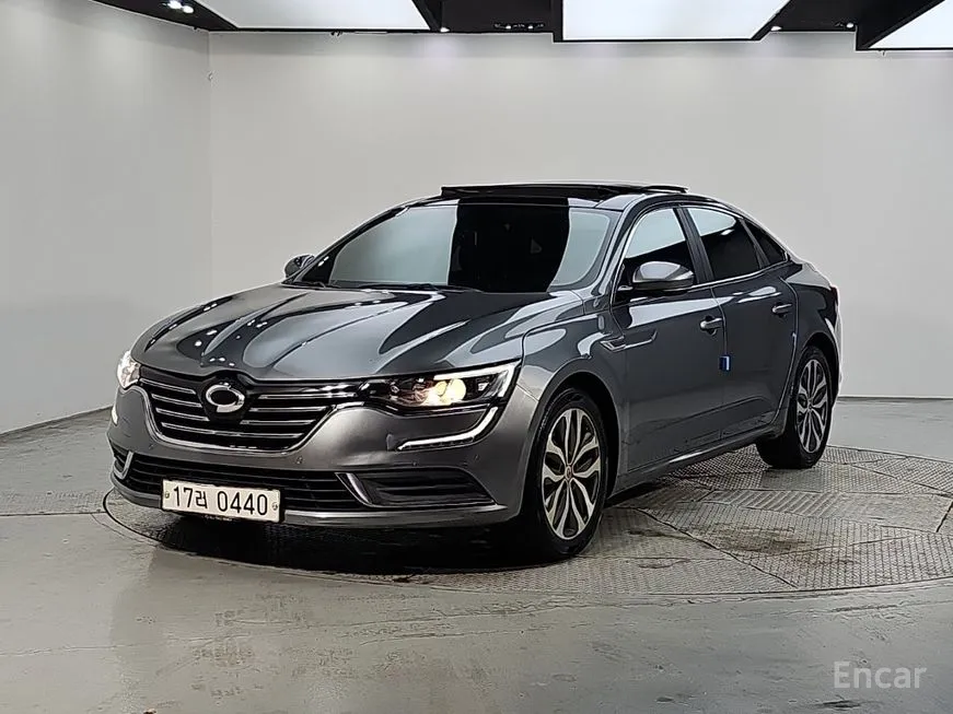 Renault SM6