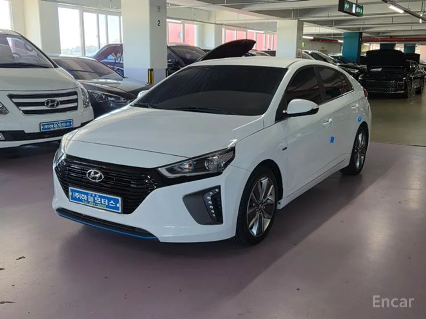 Hyundai Ioniq