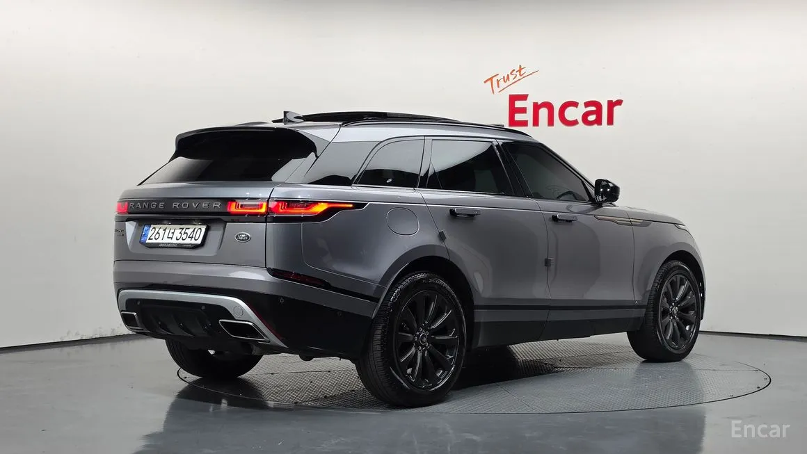 Land Rover Range Rover Velar
