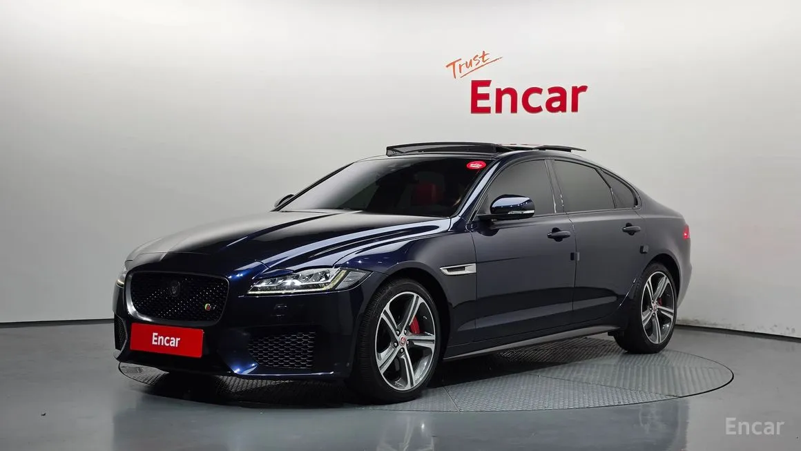 Jaguar XF