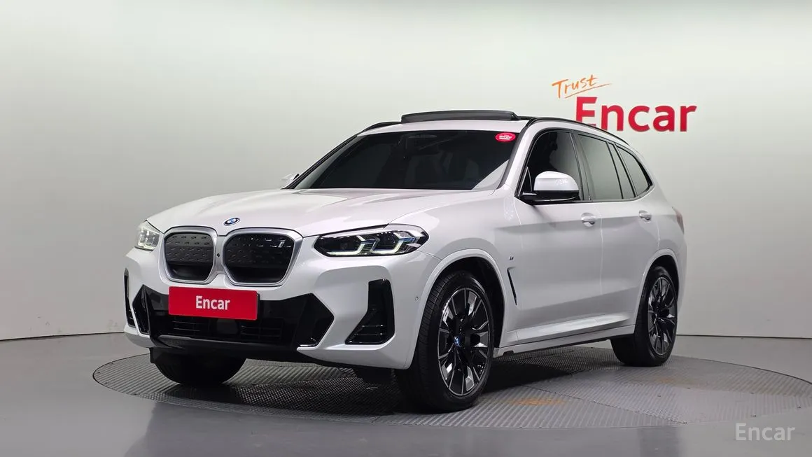 BMW iX3