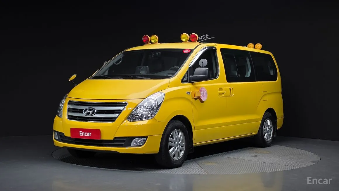 Hyundai Starex