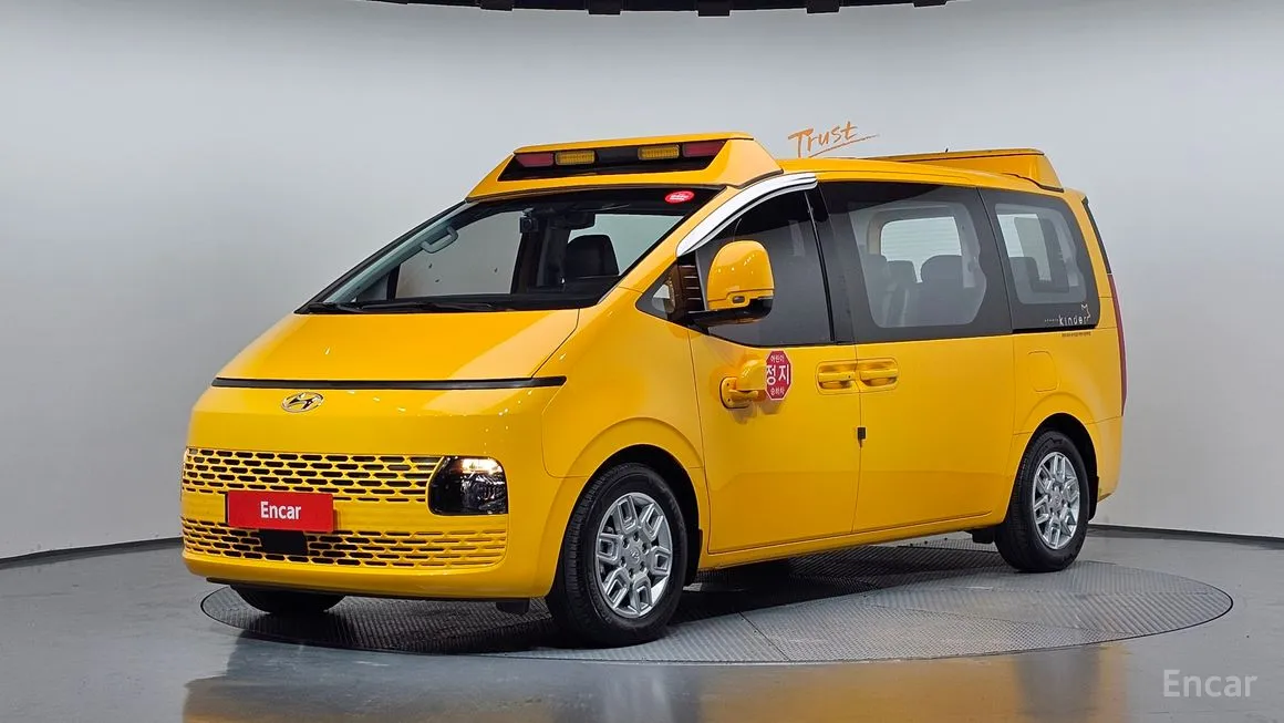 Hyundai Staria