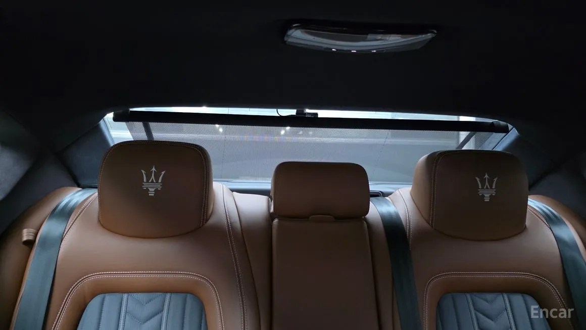 Maserati Quattroporte
