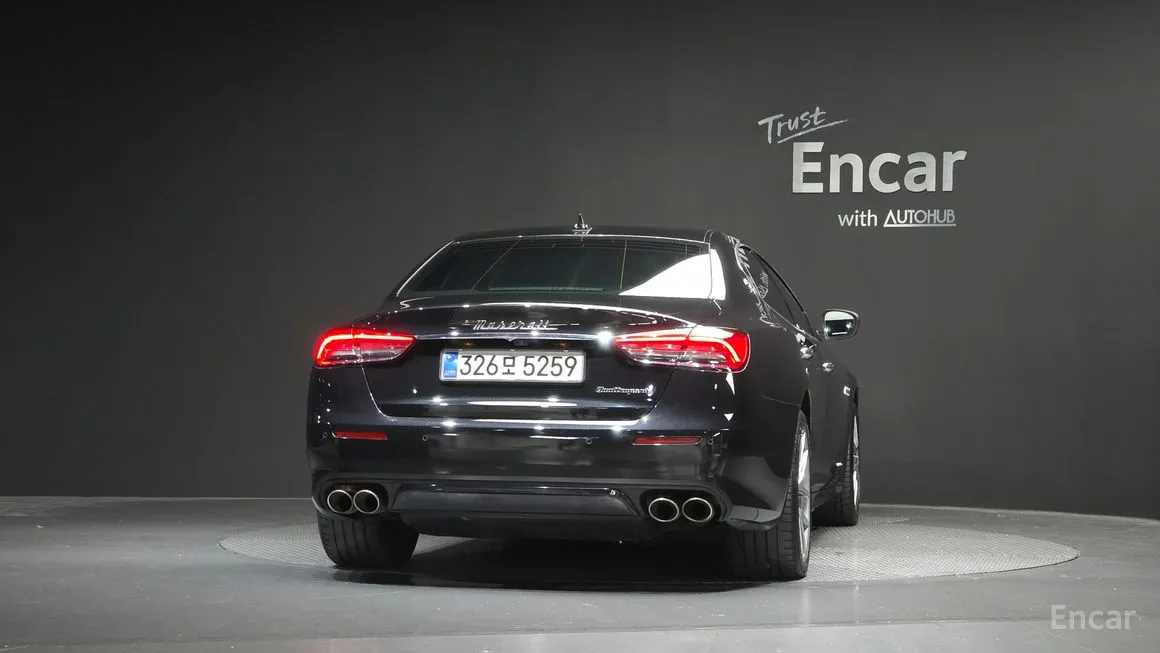 Maserati Quattroporte