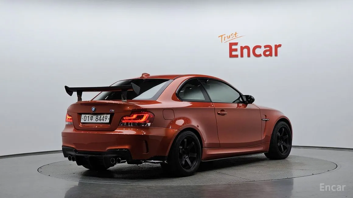 BMW 1M