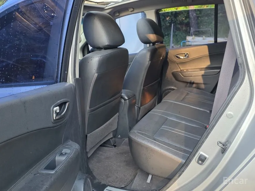 Renault QM5