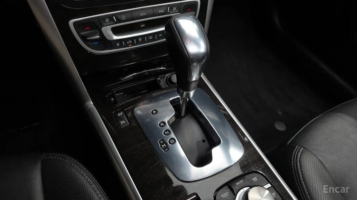 Renault SM5