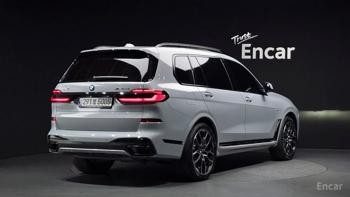 BMW X7