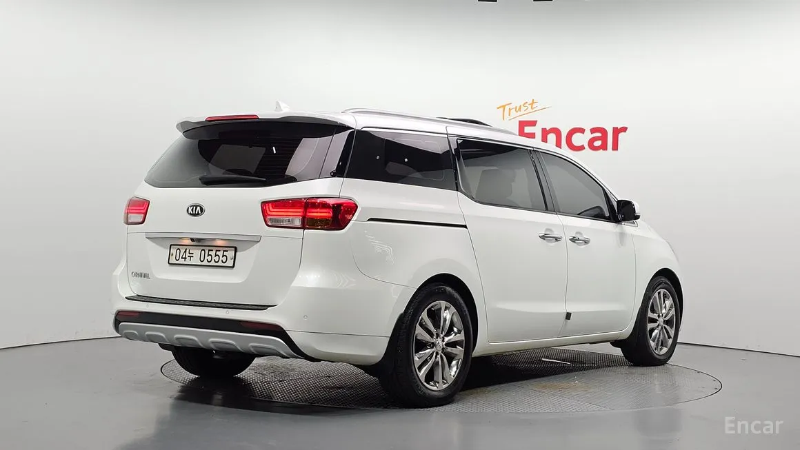 Kia Carnival