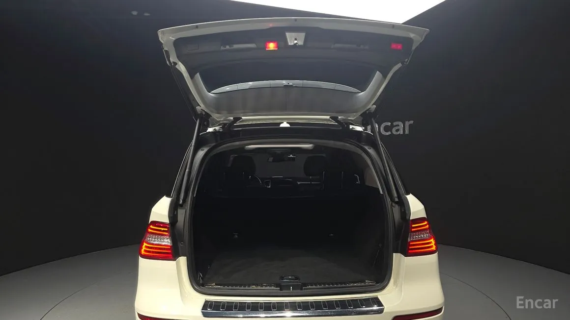 Mercedes-Benz M-class