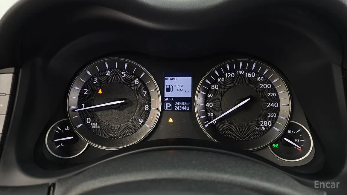 Infiniti Q70