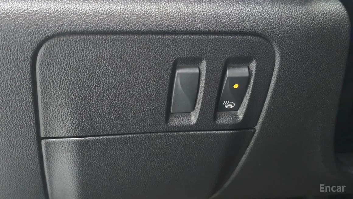 Renault SM6