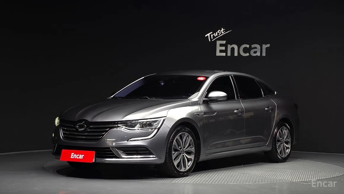 Renault SM6
