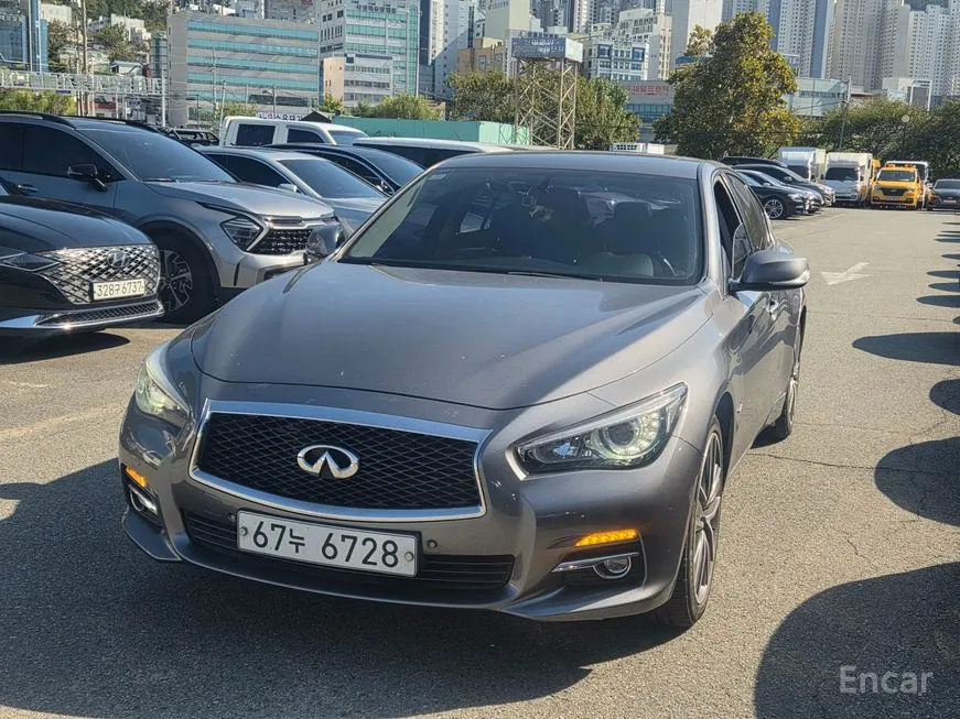 Infiniti Q50