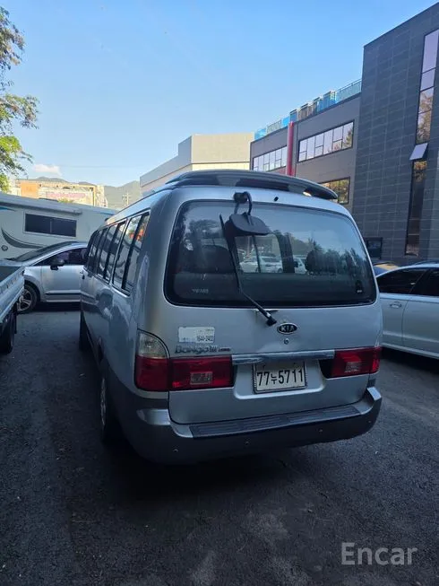 Kia Bongo III Minibus